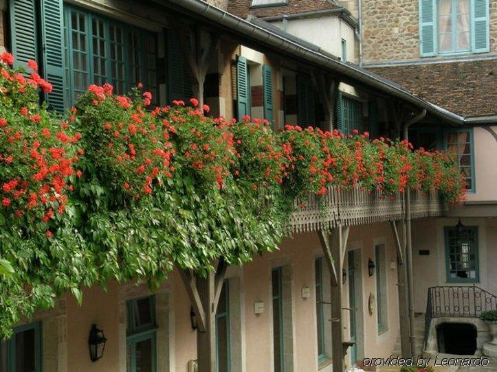 Hostellerie De La Poste - Les Collectionneurs Avallon Esterno foto
