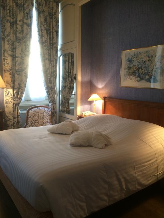 Hostellerie De La Poste - Les Collectionneurs Avallon Esterno foto