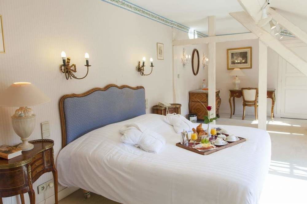 Hostellerie De La Poste - Les Collectionneurs Avallon Esterno foto