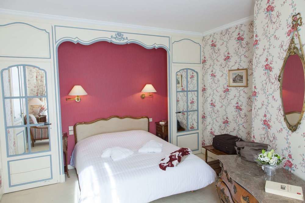 Hostellerie De La Poste - Les Collectionneurs Avallon Esterno foto